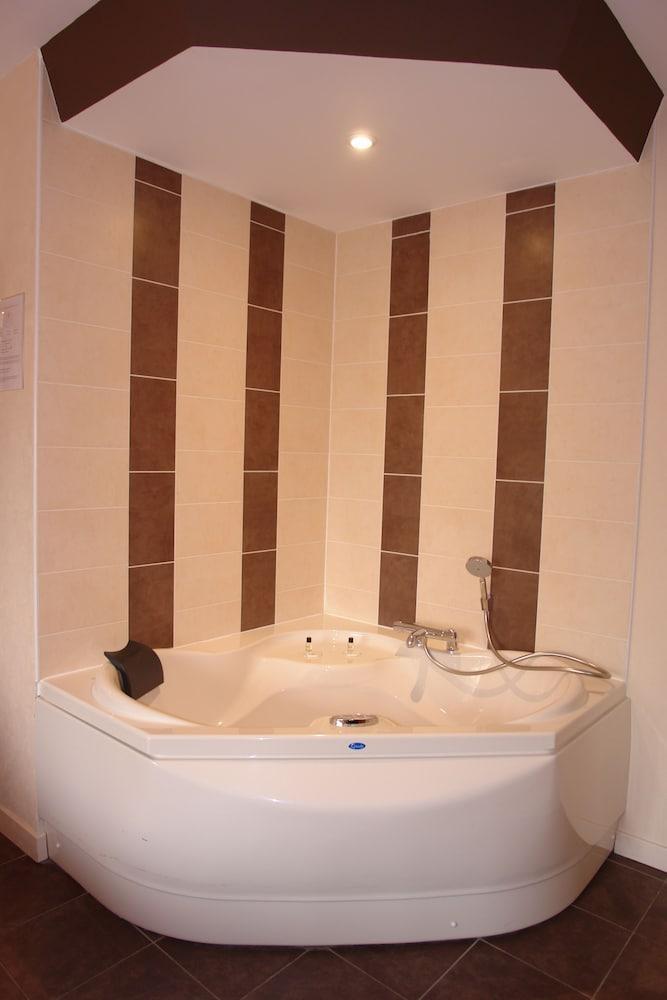 Bhoma Bourges - Hotel & Restaurant 외부 사진